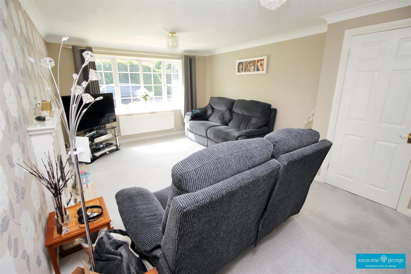 Vicarage Wood Way, Tilehurst